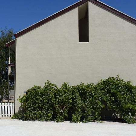 Coonawarra Motor Lodge Пенола Екстериор снимка