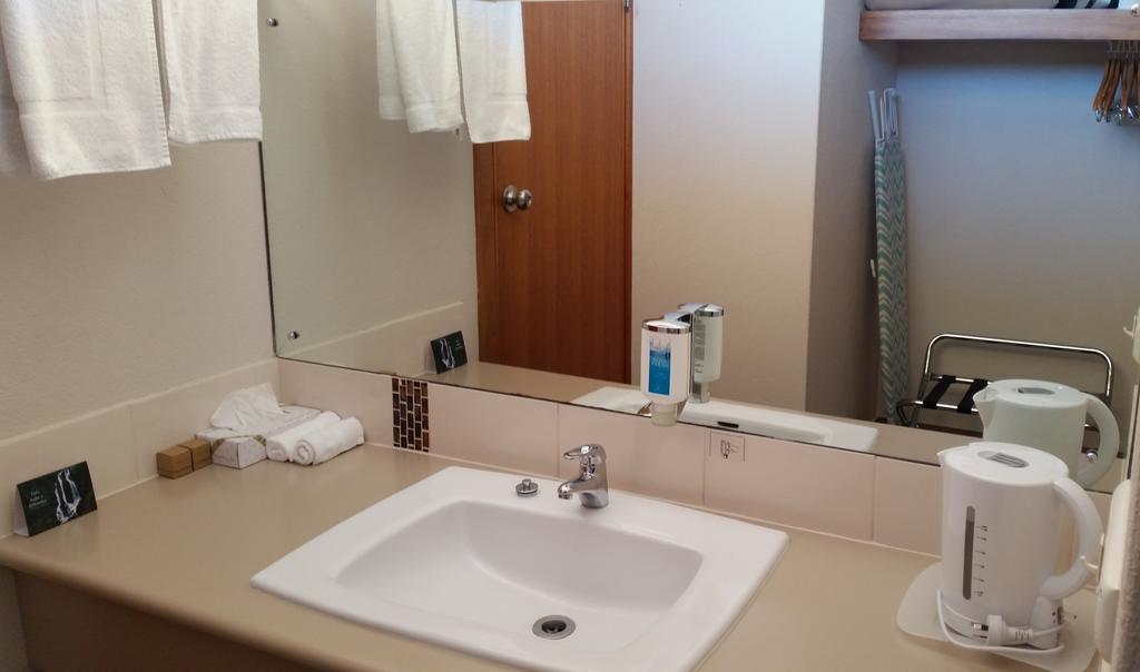 Coonawarra Motor Lodge Пенола Екстериор снимка