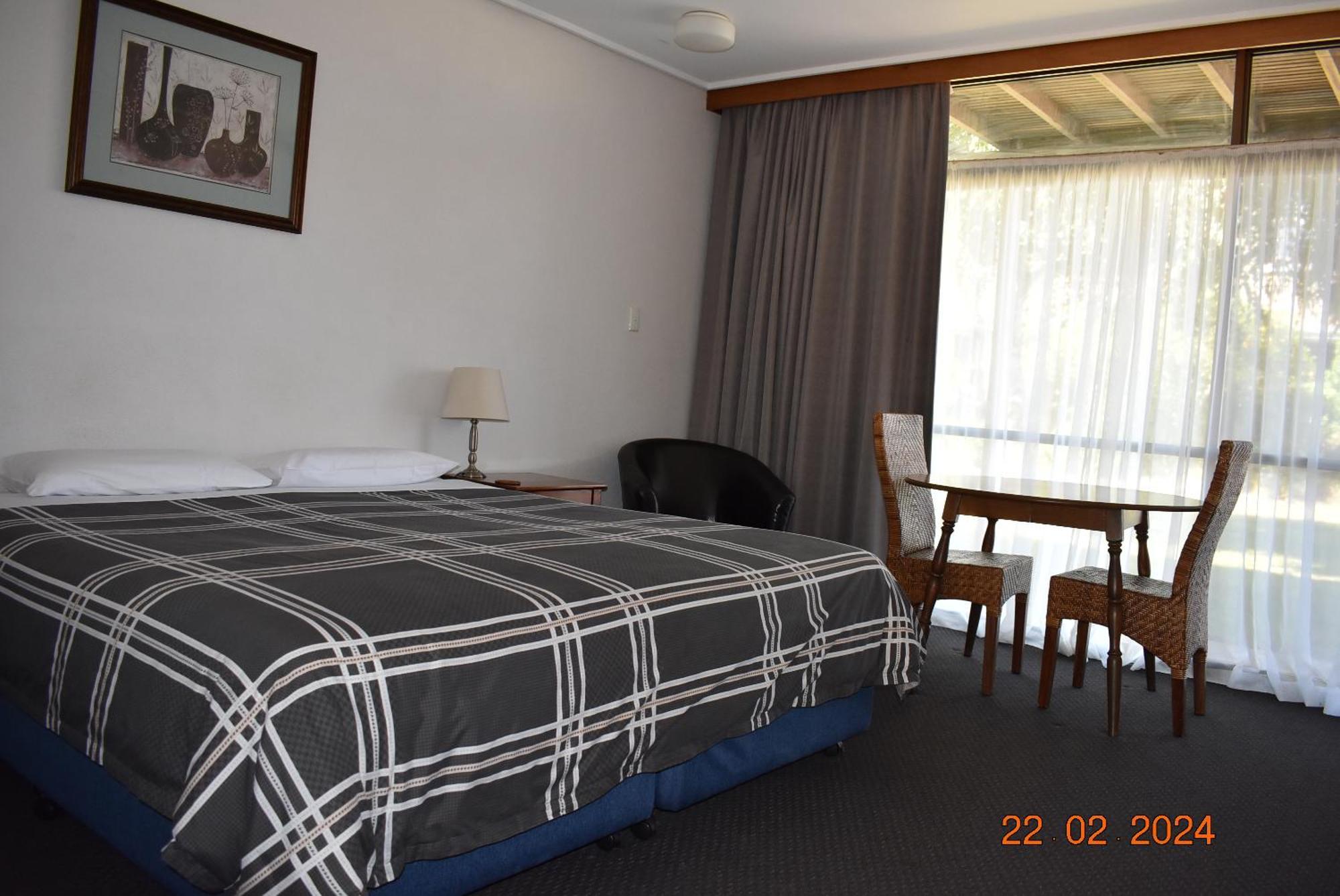 Coonawarra Motor Lodge Пенола Екстериор снимка