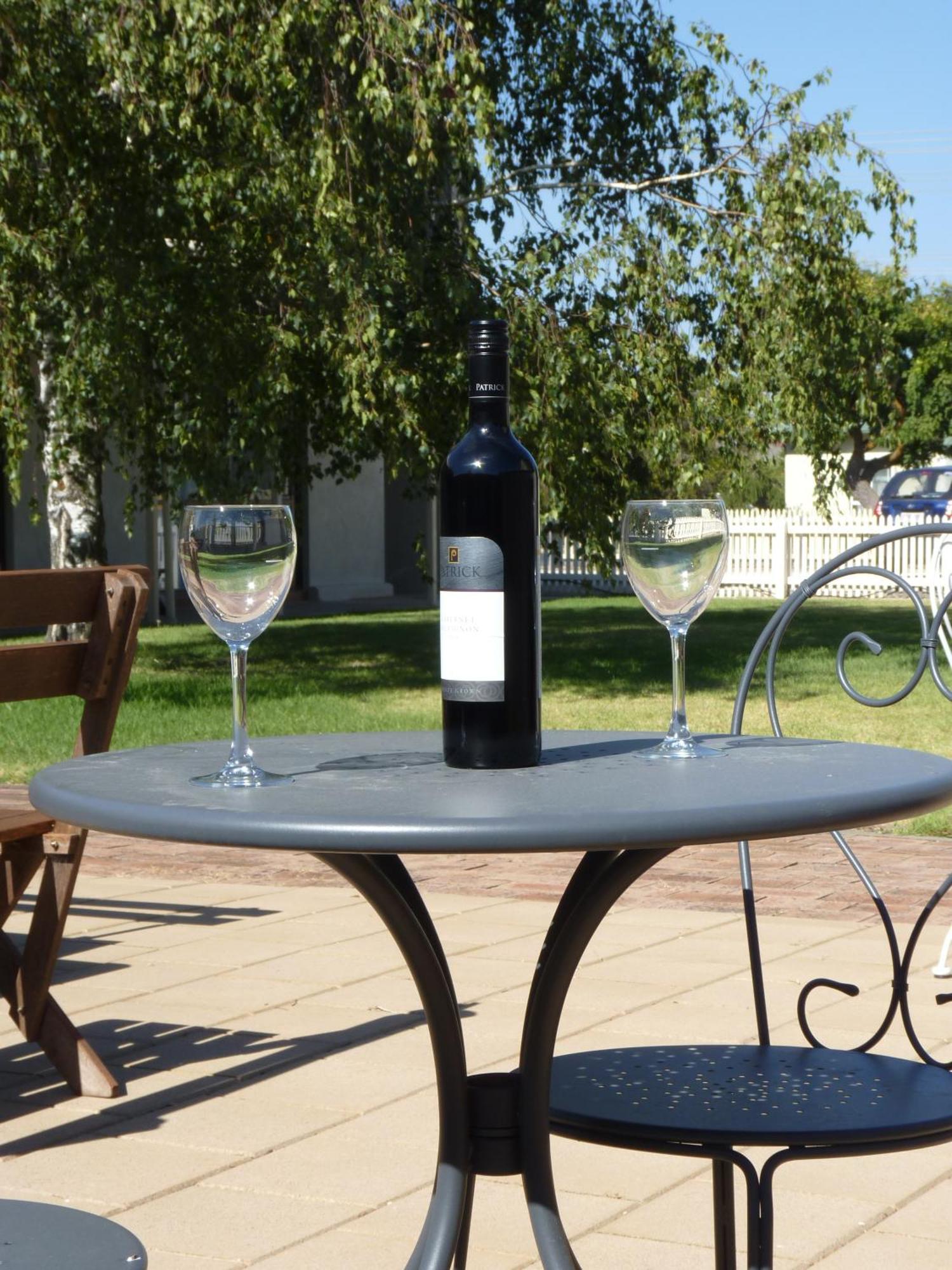 Coonawarra Motor Lodge Пенола Екстериор снимка